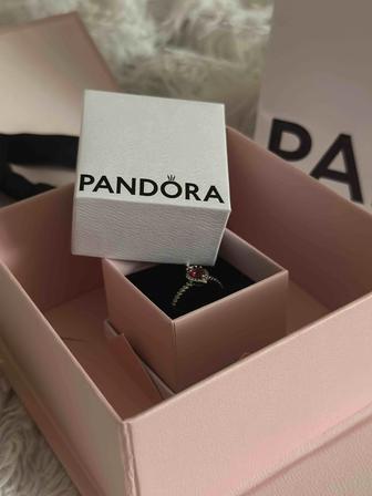 Кольцо Pandora Злая королева оригинал