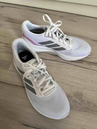 Кроссовки Adidas