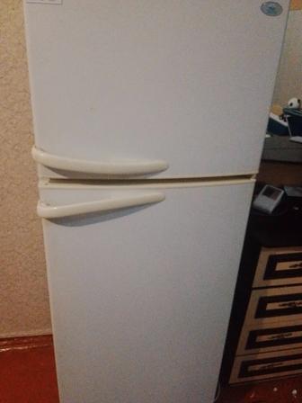 Холодильник б/у
