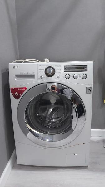 Продам стиральную машинку LG