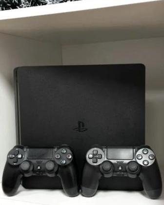 Ps 4 slim,1t,2 геймпада игры на ак топ более 10 пишите, диск хогворд легаси