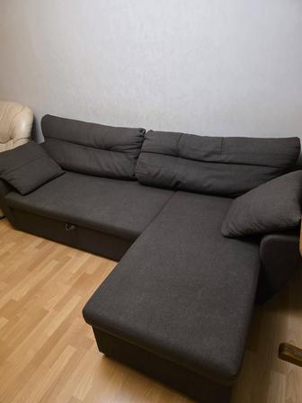 Продам диван угловой