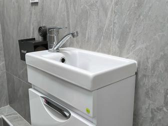 Маленькая раковина для туалета