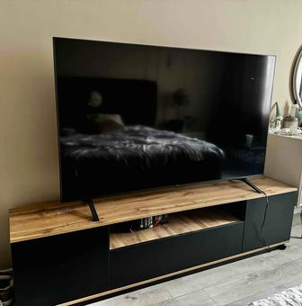 Продаю телевизор LG 70UQ80006LB