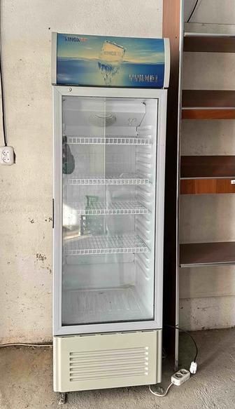 Витринный холодильник