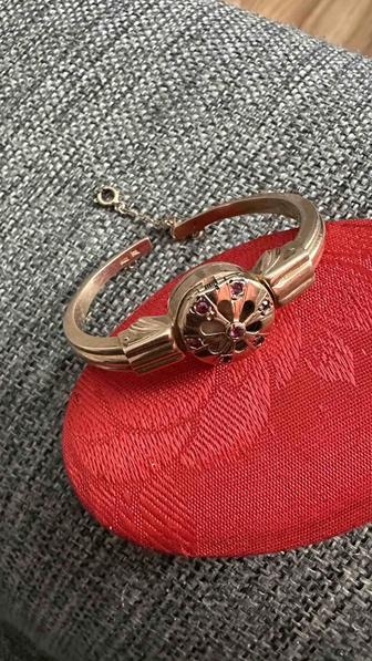 Продам золотые часы