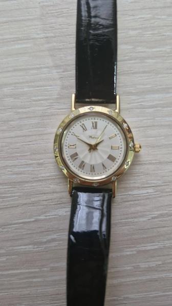 Продается золотые часы