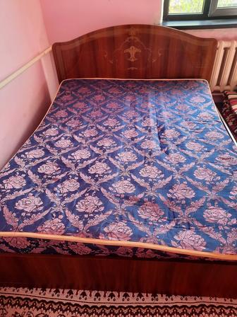 Двух Спальная кровать