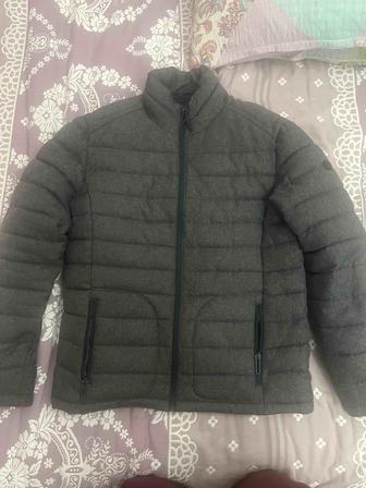 Продам куртку муж зимний качество хорошая