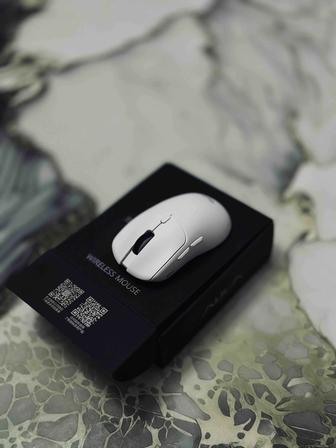 Продам беспроводную игровую мышь