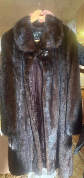 продам норковую шубу