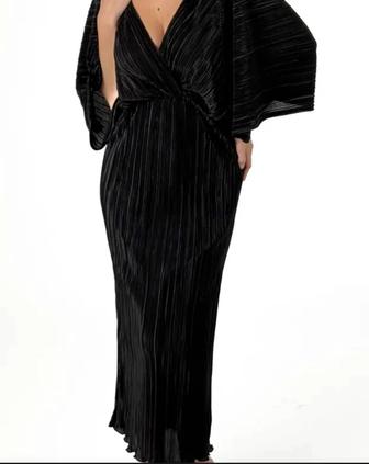 Продам новое платье