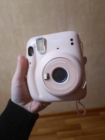 Продам фотоаппарат Instax mini 11 fujifilm