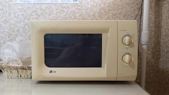 Микроволновка LG