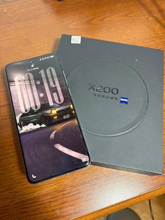 Vivo x200