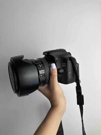 Продам комплект фотоаппарат и 2 объектива