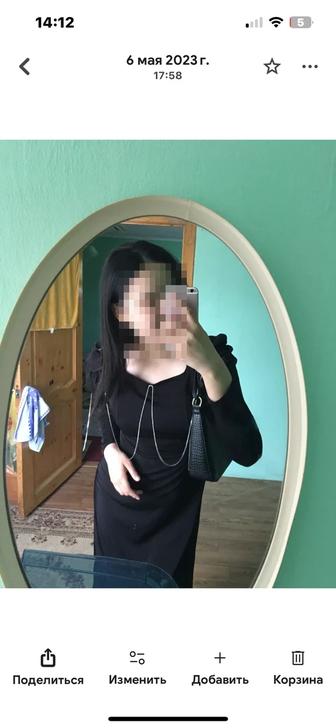 Платья