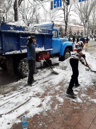 Вывоз снега Зил Алматы Грузчики