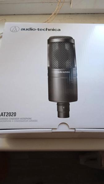 Микрофон Audio-Technica AT2020
