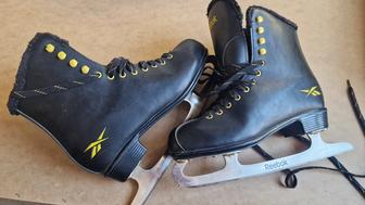 Коньки фигурные