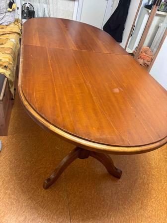 Продам стол