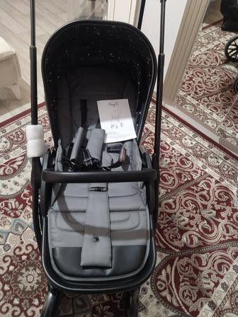 Коляска новая