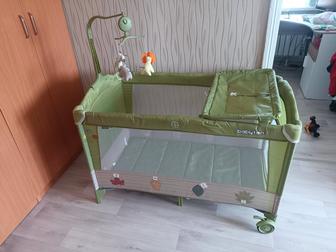 Продам кроватку манеж