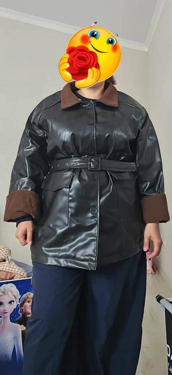 Продам косуху теплую новый