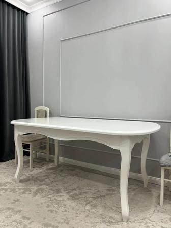 Стол для гостиной