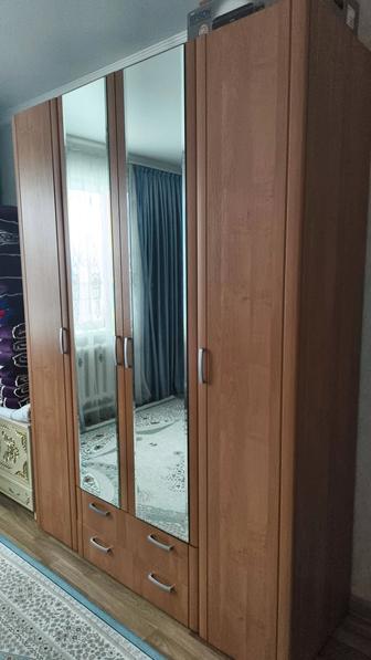 Продам шифоньер