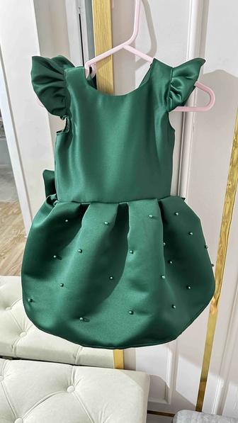 Нарядное платье на 1-2 года