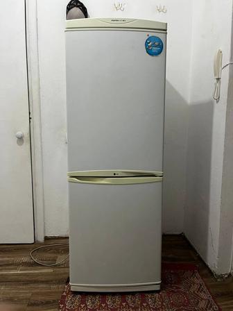 Продам холодильник LG