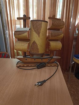 Продам светильник корабль