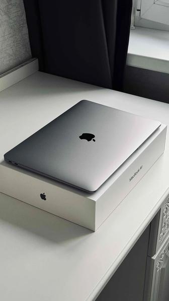 MacBook Air 13