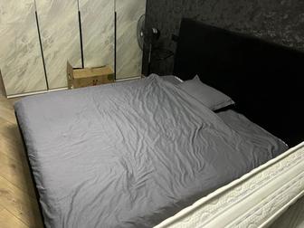 King size кровать