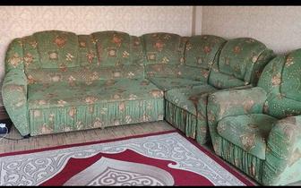 Отдам даром . Угловой диван с креслом.Б/у. Самовывоз