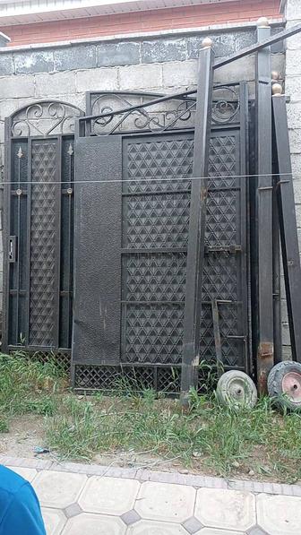 Ворота,забор сатылады срочна