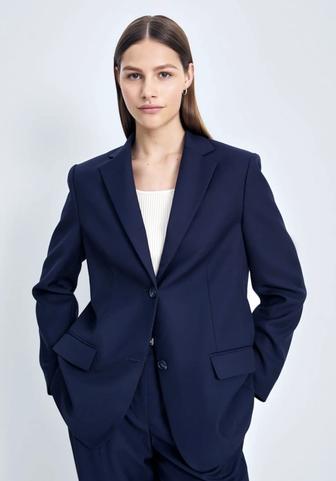 Продам костюм двойку Finn Flare