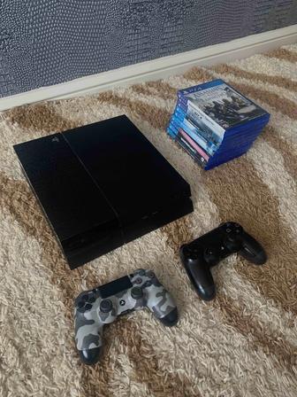 Продам PlayStation 4