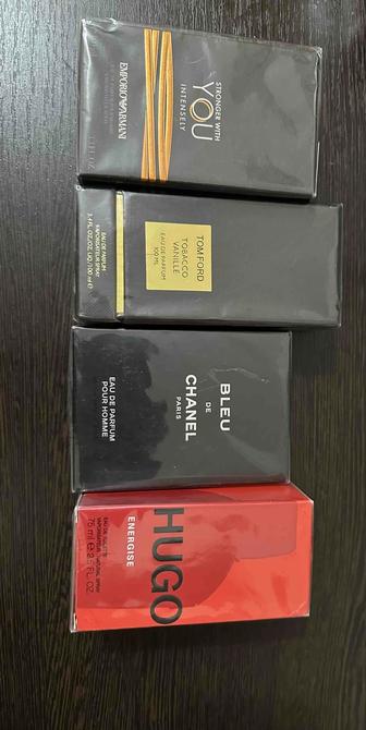 Духи оригинальные в упаковке, есть батч-коды, и слюды.