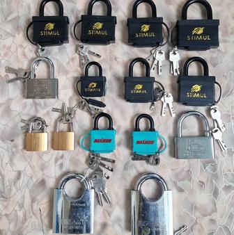 Продаются навесные замки.
