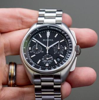 Часы Bulova Lunar Pilot, почти Omega Speedmaster.