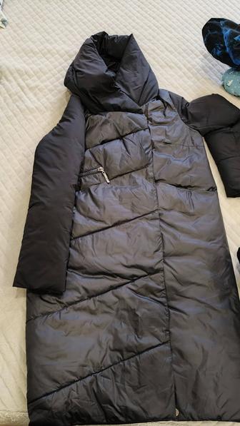 Продам куртку женскую