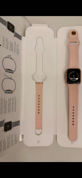 Apple Watch  (40mm) Model A1977