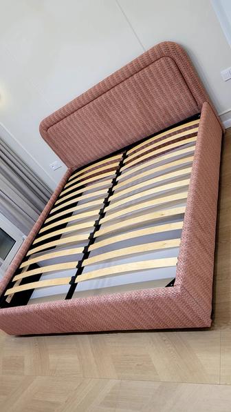 Продам кровать