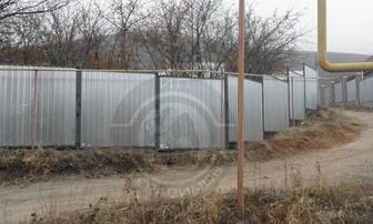 Монтаж заборов из оцинкованного профнастила