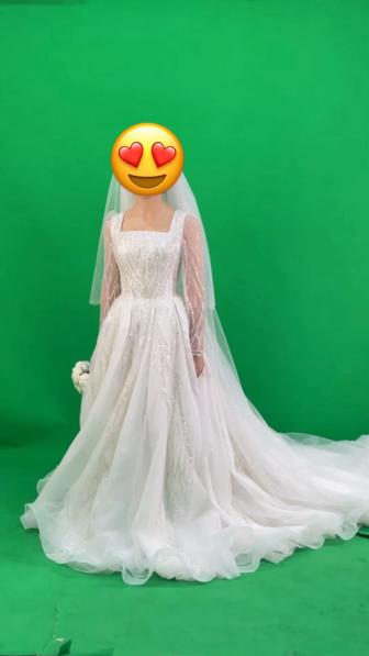 Свадебное платье королевское S
