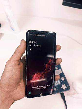 Samsung S9 плюс