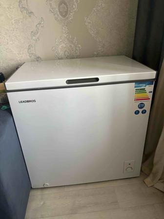 Продам морозильник