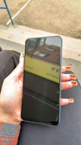 Продаю телефон Redmi Note 11 на 128гб